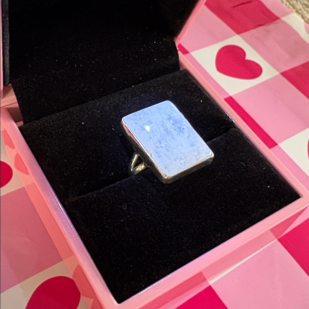 Rectangular Moonstone Ring Sz
6 marked 925 - Picture 3 of 9